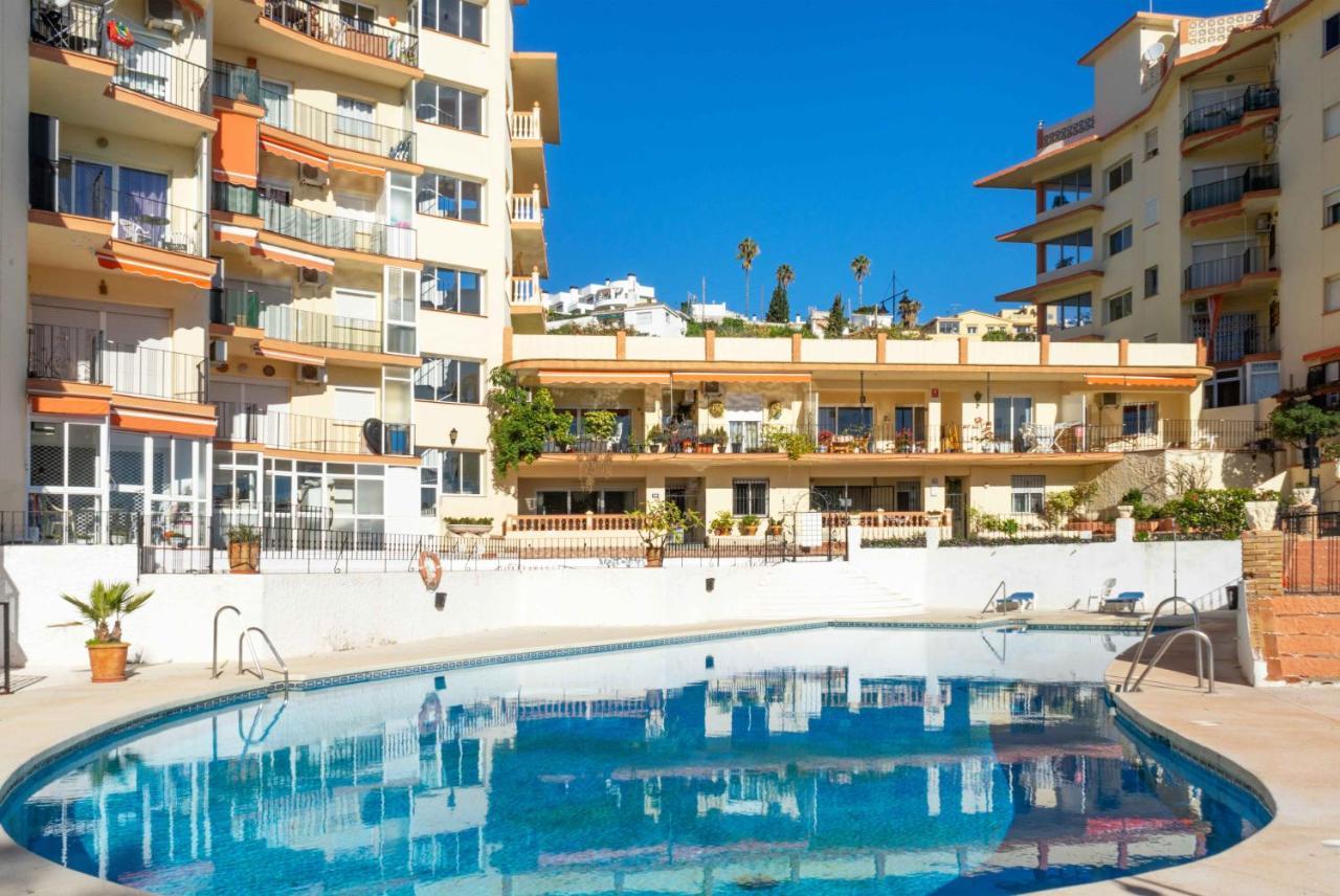 Shoreline Apartment In Fuengirola By Costarentals - Ref 88 Exterior photo